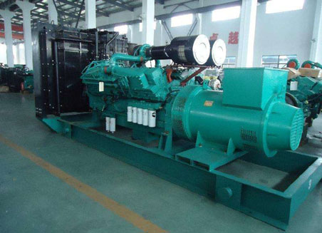 山南800kw康明斯柴油发电机组